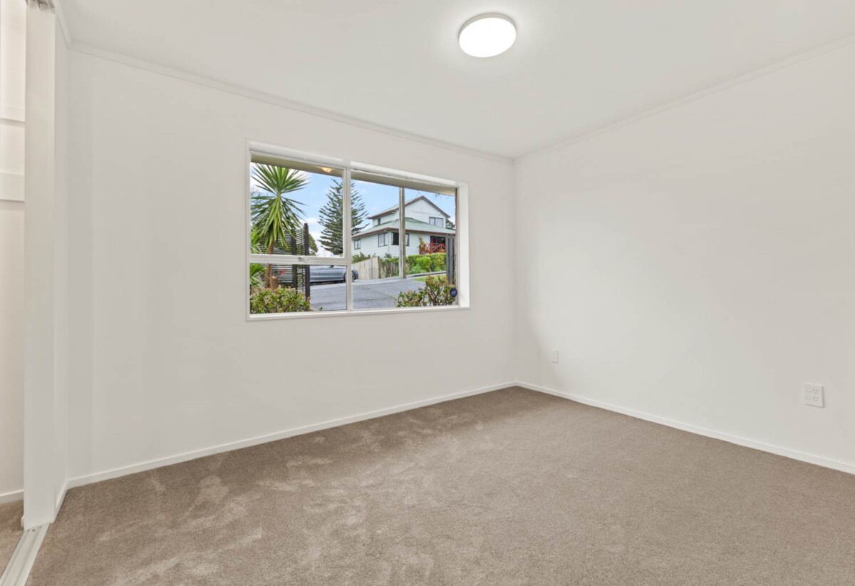 RENOVATED, just minutes from Sylvia Park shopping centre, transport links, 1/25 Alcock Street, Mt Wellington, Auckland