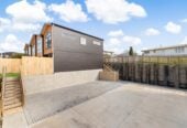4 / 7 Beverly Place, New Lynn, Auckland