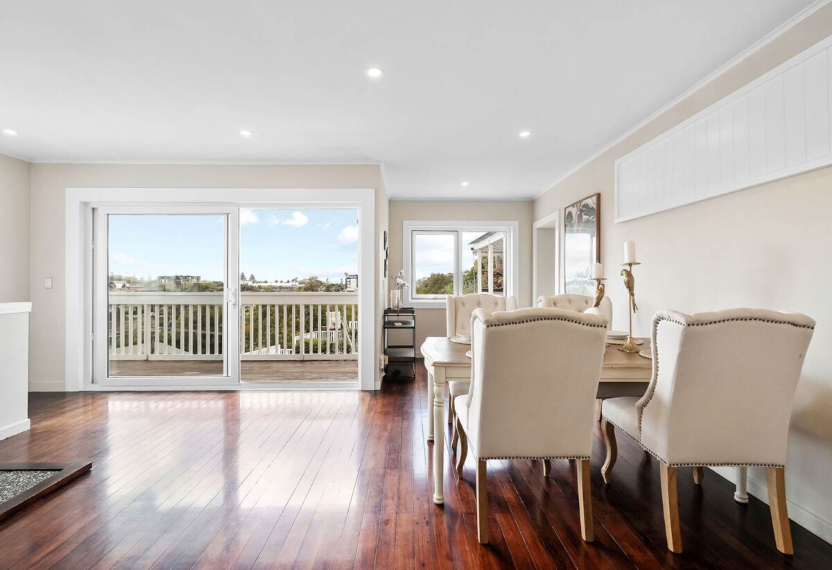Home Plus Basement Flat & 885sqm Land, 12 Glencoe Road, Browns Bay, Auckland