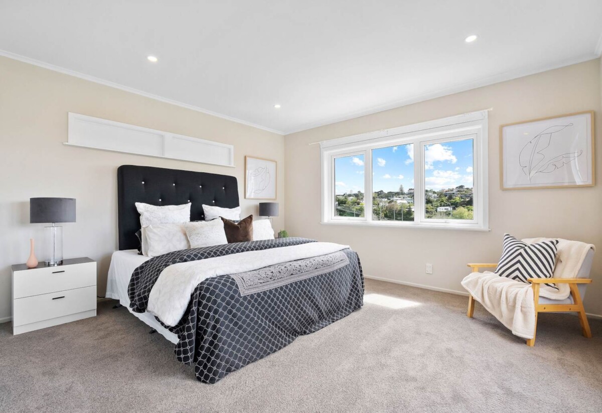 Home Plus Basement Flat & 885sqm Land, 12 Glencoe Road, Browns Bay, Auckland