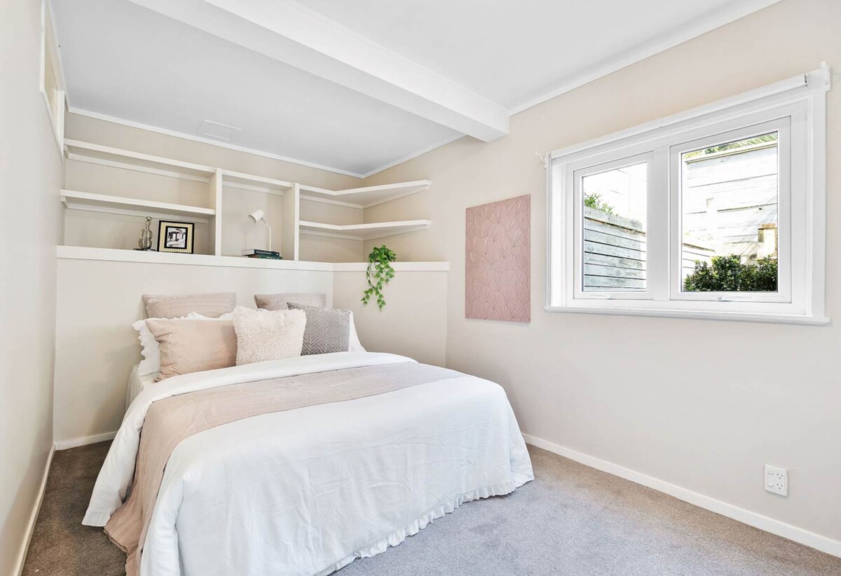 Home Plus Basement Flat & 885sqm Land, 12 Glencoe Road, Browns Bay, Auckland