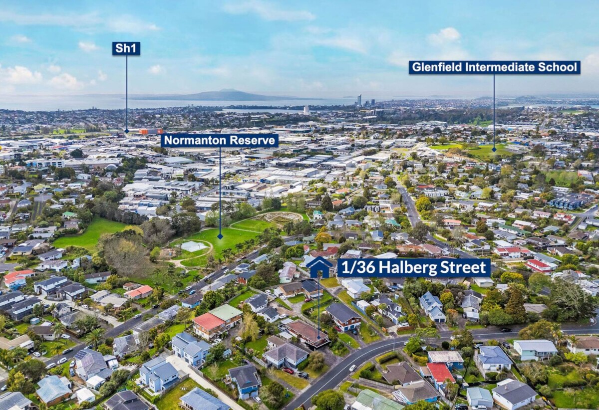 Two bedrooms & Four Garages/Rumpus, 1/36 Halberg Street, Glenfield, Auckland