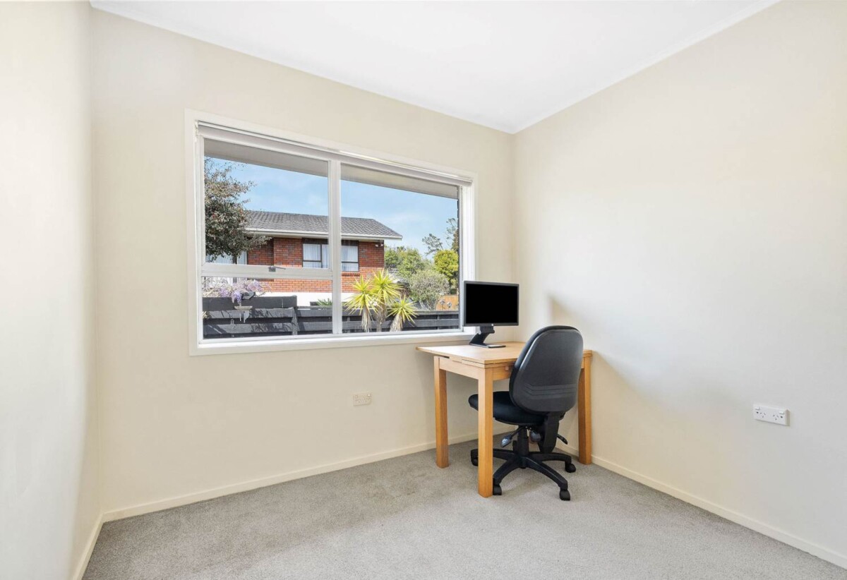 Two bedrooms & Four Garages/Rumpus, 1/36 Halberg Street, Glenfield, Auckland