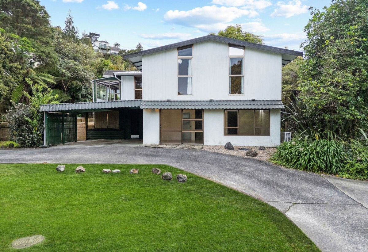 Discover Your Family Oasis on 885sqm of Land, 13 Reynolds Place, Torbay, Auckland
