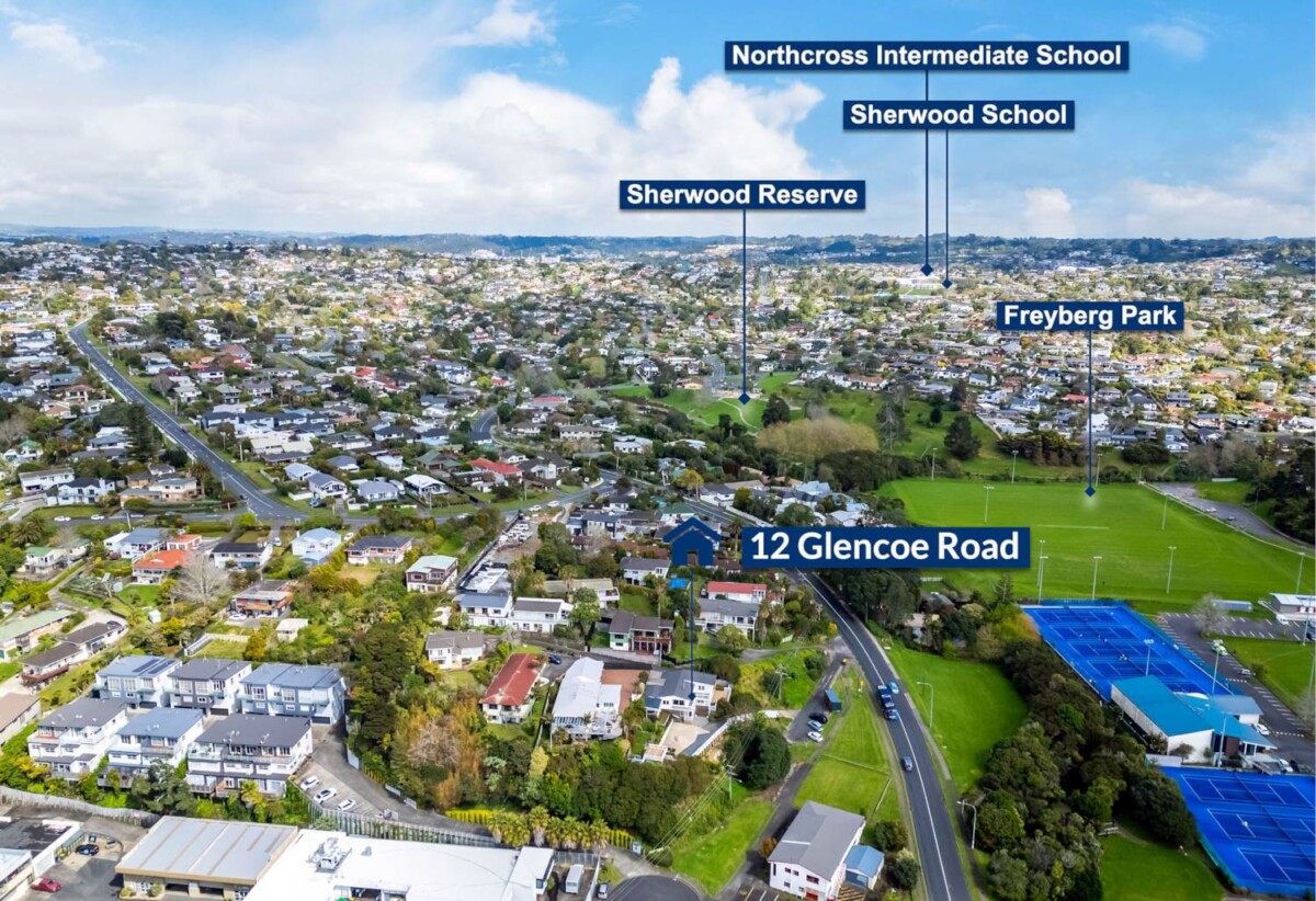 Home Plus Basement Flat & 885sqm Land, 12 Glencoe Road, Browns Bay, Auckland