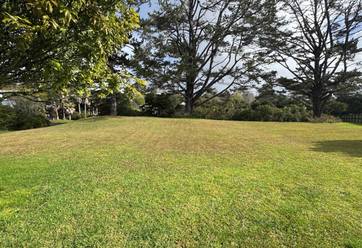 4,595 sqm section, 36 Shelter Drive, Greenhithe, Auckland