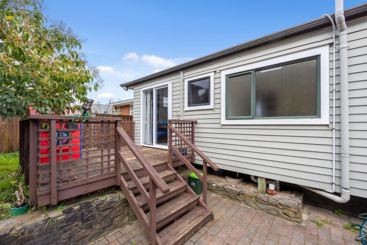 With RC for 6 lots, 9 Grimshaw Place, Henderson, Auckland