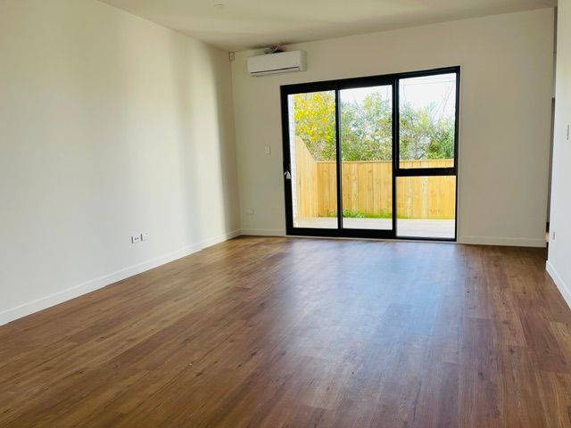 Stylish Corner Site With Sea Views -Must Sale, 9/196 Royal Road, Massey, Auckland