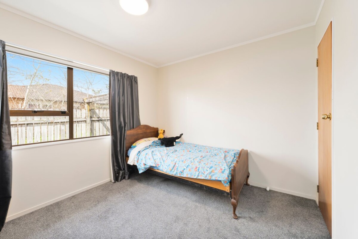 Funds Needed For New Home, 2/70 Pomaria Road, Henderson, Auckland