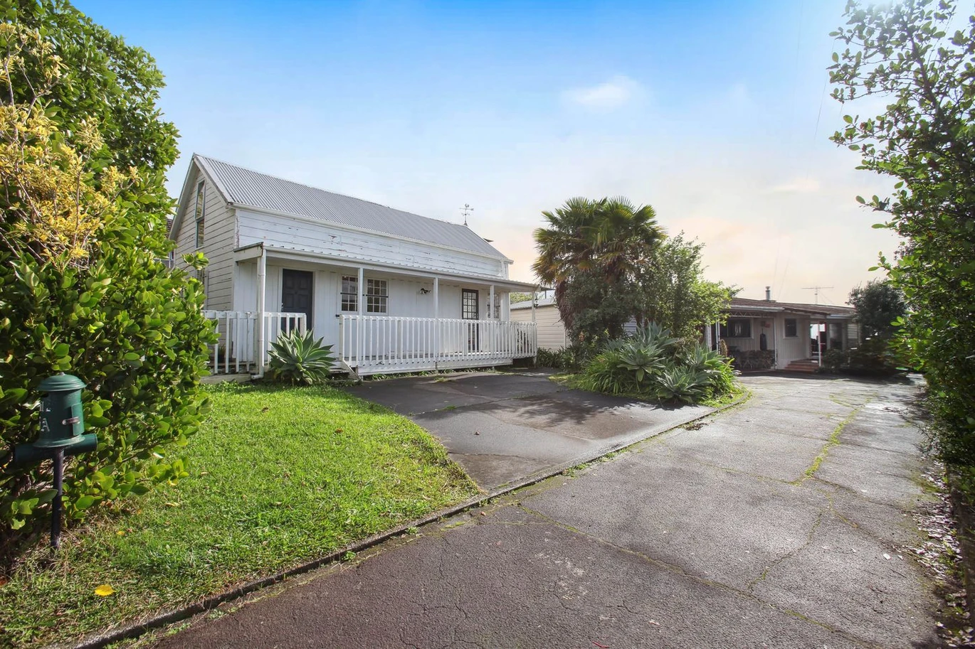 The Ultimate Development Potential, Totalling 11 residential units with 11 dedicated car spaces, Pending RC, BC, EPA, 85 Glengarry Road, Glen Eden, Auckland