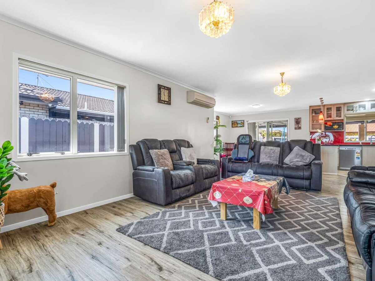 526 Massey Road, Mangere, Auckland