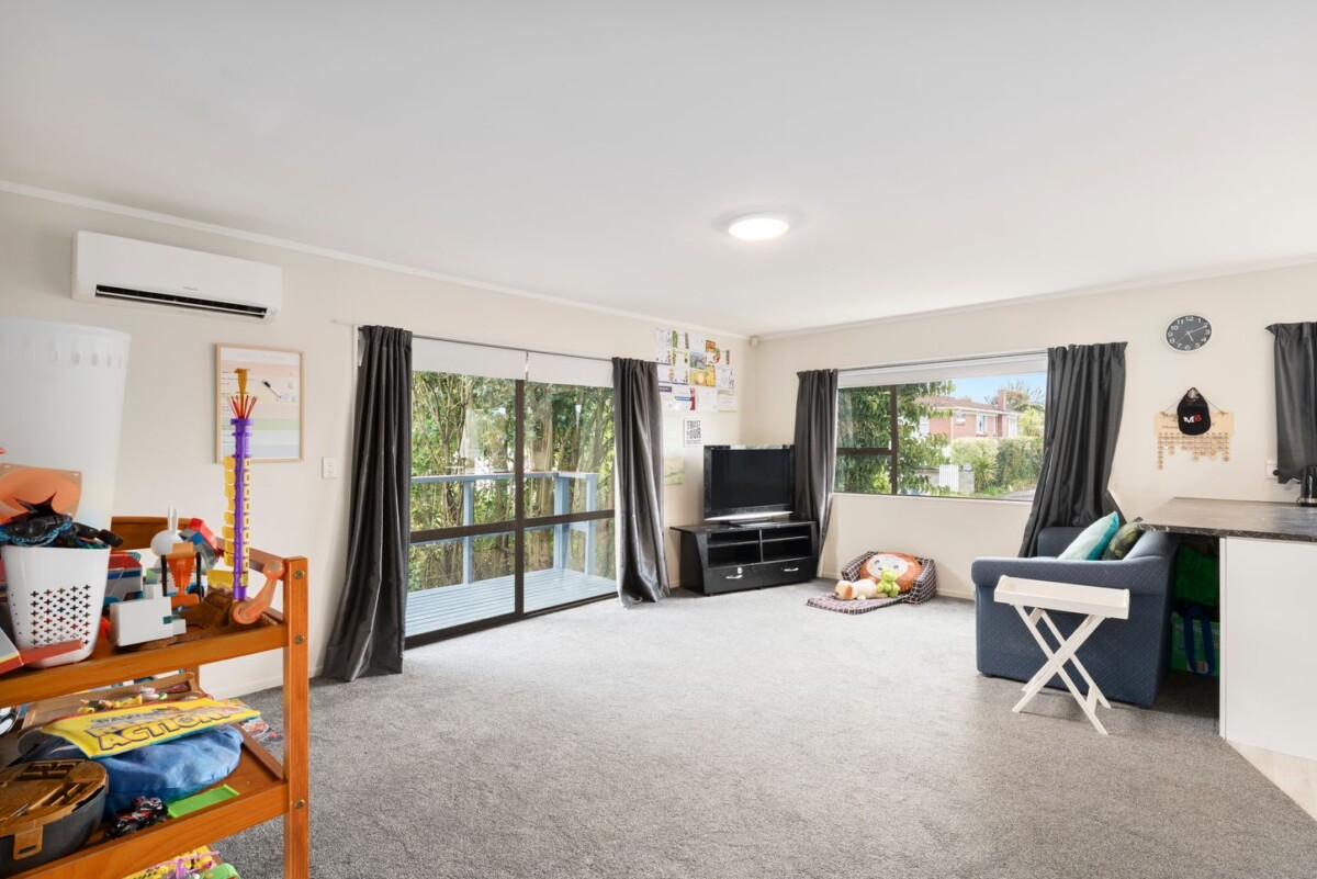 Funds Needed For New Home, 2/70 Pomaria Road, Henderson, Auckland