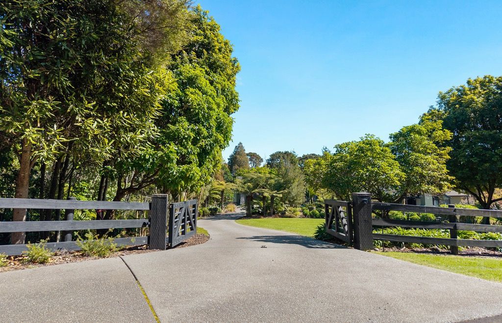 Your Hidden Luxury Lifestyle Paradise Awaits, 28 Macwhinney Drive, Drury, Auckland