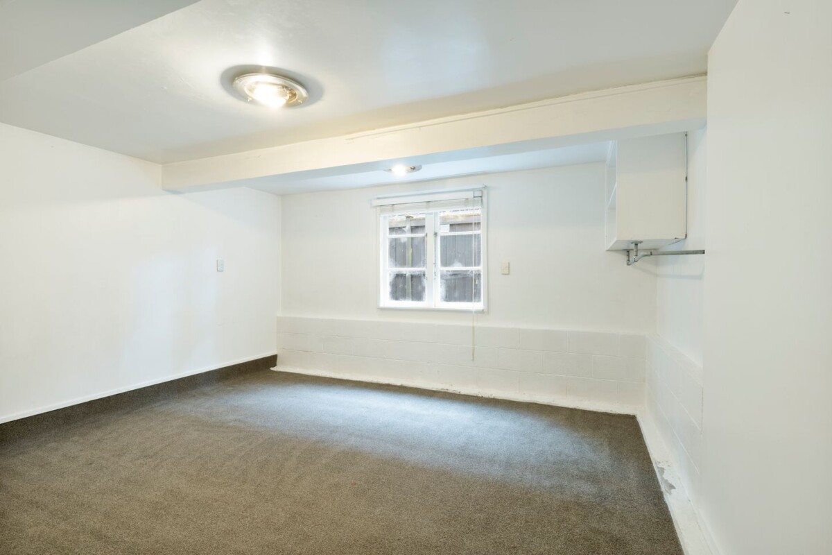 Eden Park Do-Up: Home & Income Goldmine, 12 Royal Terrace, Sandringham, Auckland