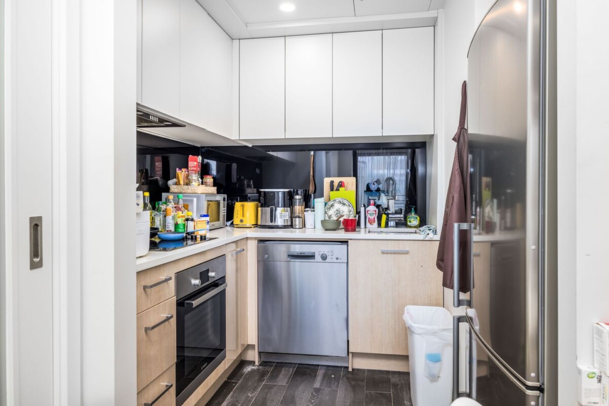 Way below CV, 51m2 freehold 2 beds (one is a versatile flexi-room) 1 bath apartment, Currently Rented for $630/week, 607/70 Anzac Avenue, Auckland Central, Auckland