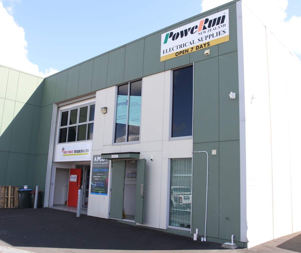 90 sqm Exclusive upstairs office, 7/4 Clemow Drive, Mount Wellington, Auckland