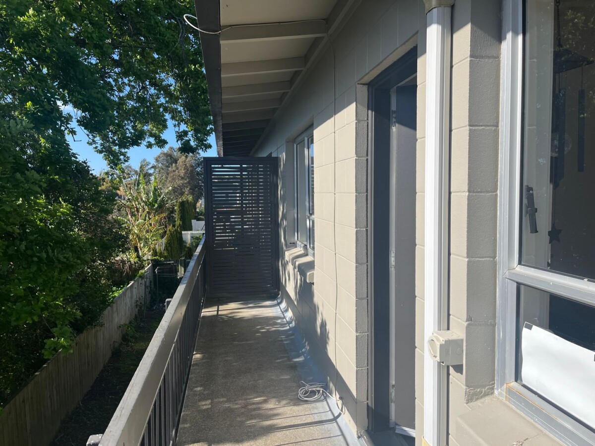 Mt Roskill Grammar school zone, 2 beds 1 bath home with carport, close to schools, shops, supermarket, 5/68 Olsen Avenue, Hillsborough, Auckland