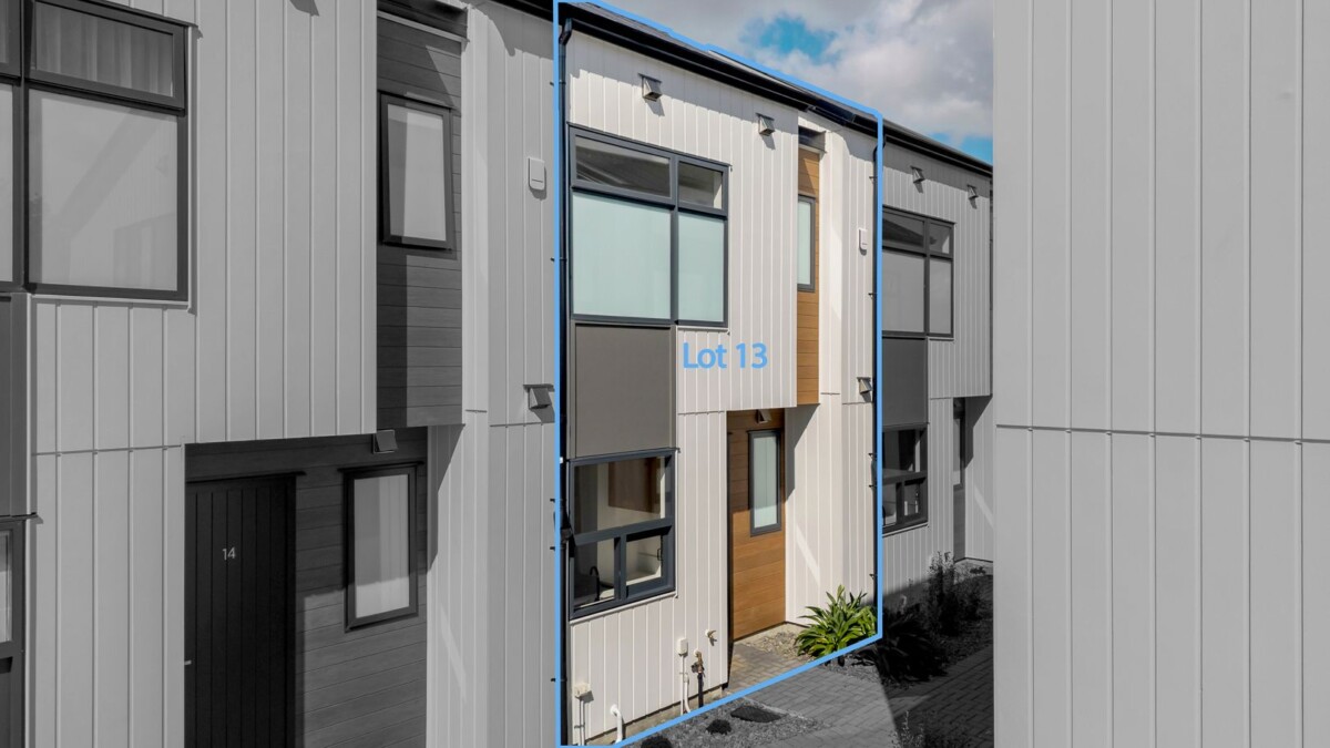 Brand-new, freehold 3 bedrooms plus study room home, Everything’s right at your doorstep, 16/85 Cascades Road, Pakuranga Heights, Auckland