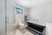 Auction $1 RESERVE, 6 BED & 4 LIVING, vendors are moving further South and don’t intend to wait around, 31 Tims Crescent Flat Bush, Auckland
