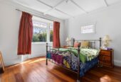 Must sell, DGZ school zone, 3 bedrooms house on 1053m2 land, Minutes from Newmarket, Mt Eden, Dominion Road, and motorways, 150 The Drive, Epsom, Auckland