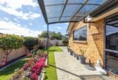 Just minutes from Blockhouse Bay Village,, 102E Taylor Street, Blockhouse Bay, Auckland