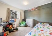 Live or do-up, 5 bedrooms home, Space, Schools & Comfort, 1/60 Richard Farrell Avenue, Remuera, Auckland
