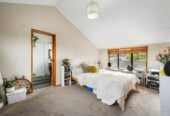 Live or do-up, 5 bedrooms home, Space, Schools & Comfort, 1/60 Richard Farrell Avenue, Remuera, Auckland