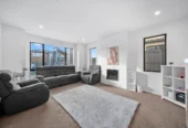 Auction $1 RESERVE, 6 BED & 4 LIVING, vendors are moving further South and don’t intend to wait around, 31 Tims Crescent Flat Bush, Auckland