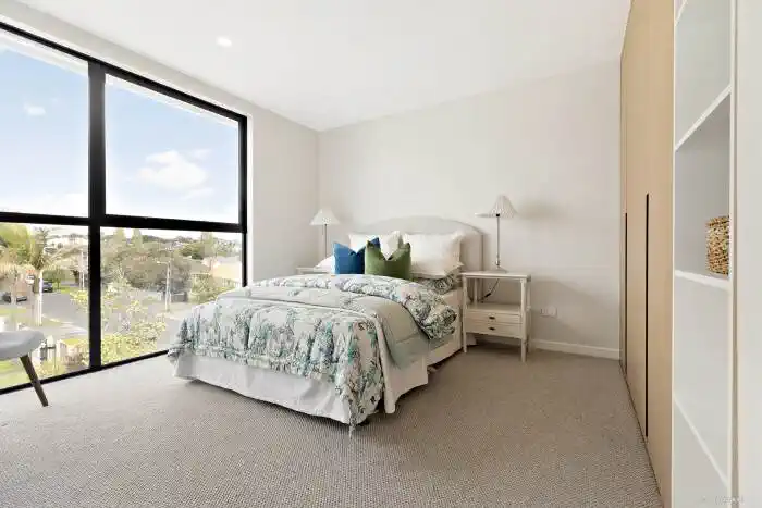 Brandnew 4 bedrooms modern coastal luxury by the Beach, 8B Sayegh Street, St Heliers, Auckland