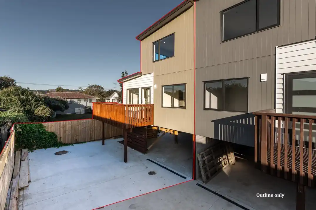 For rent, Brand new 3 bedroom, 2 bathroom and 2 carparks plus more Townhouse, 48a Orion Street, Papakura, Auckland, Available now