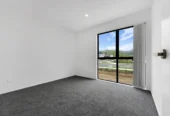 Brandnew 3 beds 2 baths house on 596m2 section, with beaches, walking tracks, and boat ramps just minutes away, 104 Mataikokako Loop, Kawakawa Bay, Auckland