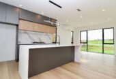 For rent. 4 bedrooms 2 bathrooms house, 6 Kobe Street, Karaka, Auckland, Available from Tue 14th Oct