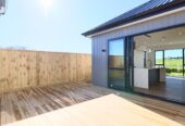 For rent. 4 bedrooms 2 bathrooms house, 6 Kobe Street, Karaka, Auckland, Available from Tue 14th Oct