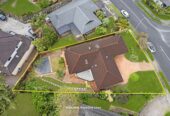 Family circumstances need Must sell, 4 beds house on 837m2 land, zone for Botany Downs School, 25 Lexington Drive, Botany Downs, Auckland