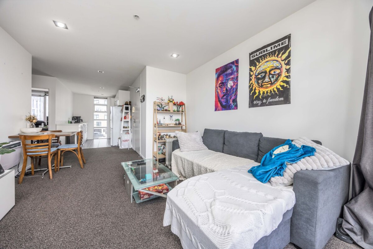 Grammar zone – Vendor wants it Sold, 3B/58 Liverpool Street, Auckland Central, Auckland