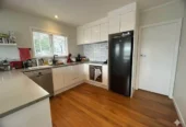 For rent, Pets negotiable, 3 bedrooms 1.5 bathrooms house, available 22nd October, 33 Nelson Street, Howick, Auckland
