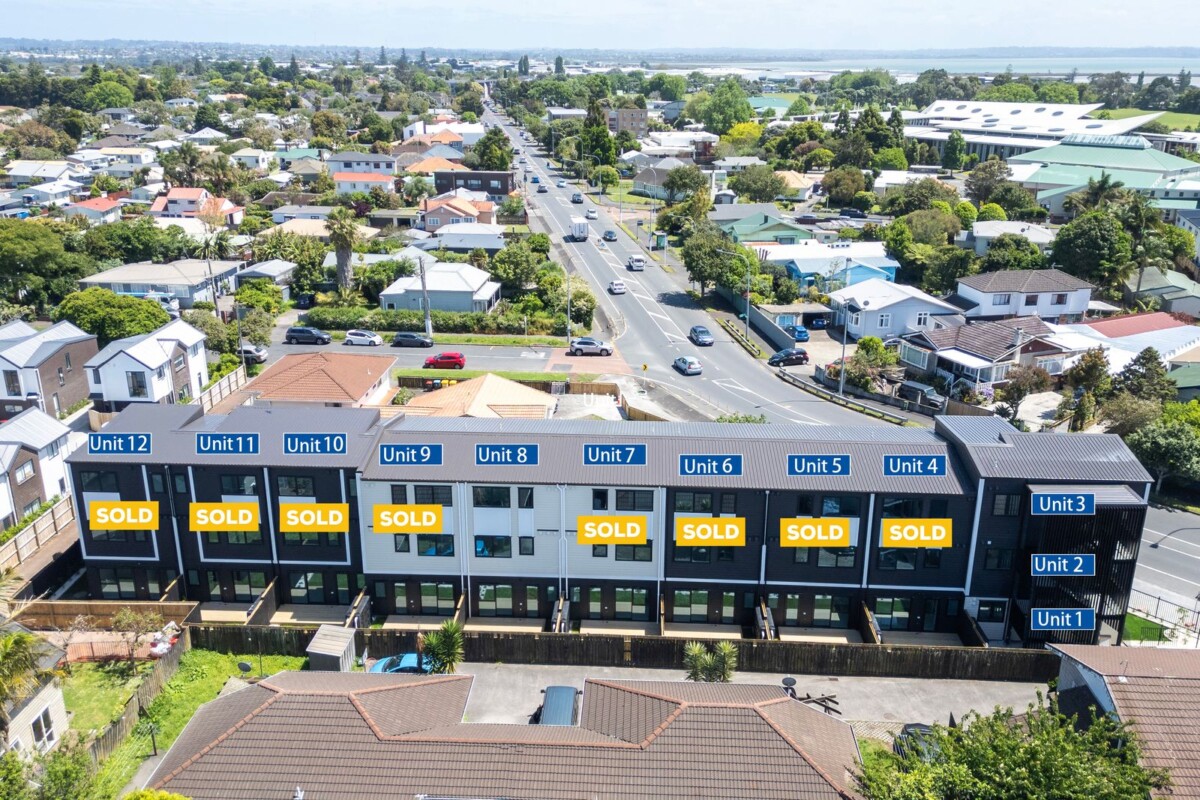 2-Beddy Lock-Up & Leave Apartments, 1/130 Rosebank Road, Avondale, Auckland