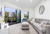 Urgent Sale, Owner Has Bought and need this sold now, 2 rooms 1 bath 1 car park apartment, G03/1B Oakley Avenue, Waterview, Auckland
