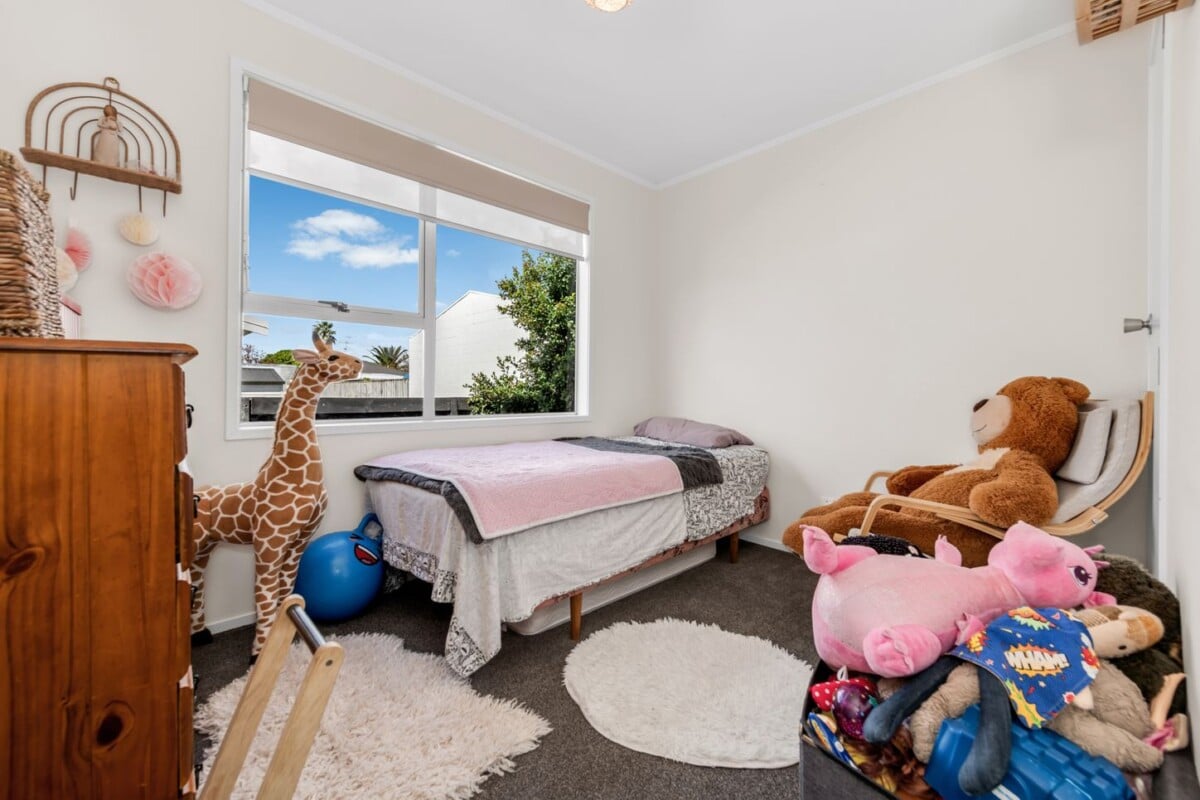 Change in Circumstances, 3 bedrooms home on 377m2section, A trade may also be considered in the area, 6B Lisa Rise, Half Moon Bay, Auckland