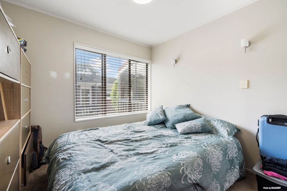 Live or do-up, 5 bedrooms home, Space, Schools & Comfort, 1/60 Richard Farrell Avenue, Remuera, Auckland