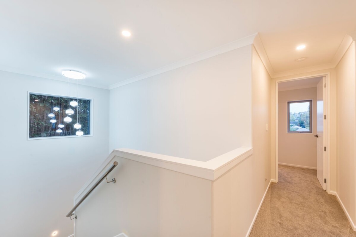 New modern 4 bedrooms house on 638m2 section, built-in Bluetooth sound system, Mitsubishi central air conditioning, 41D Candia Road, Swanson, Auckland
