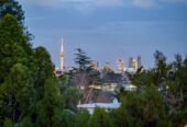 Massive Price Reduction, 3 beds + study 2.5 baths home with garage, zoned for Selwyn College, Baradene College, Remuera Intermediate, Meadowbank School, 4/10 Meadowbank Road, Meadowbank, Auckland
