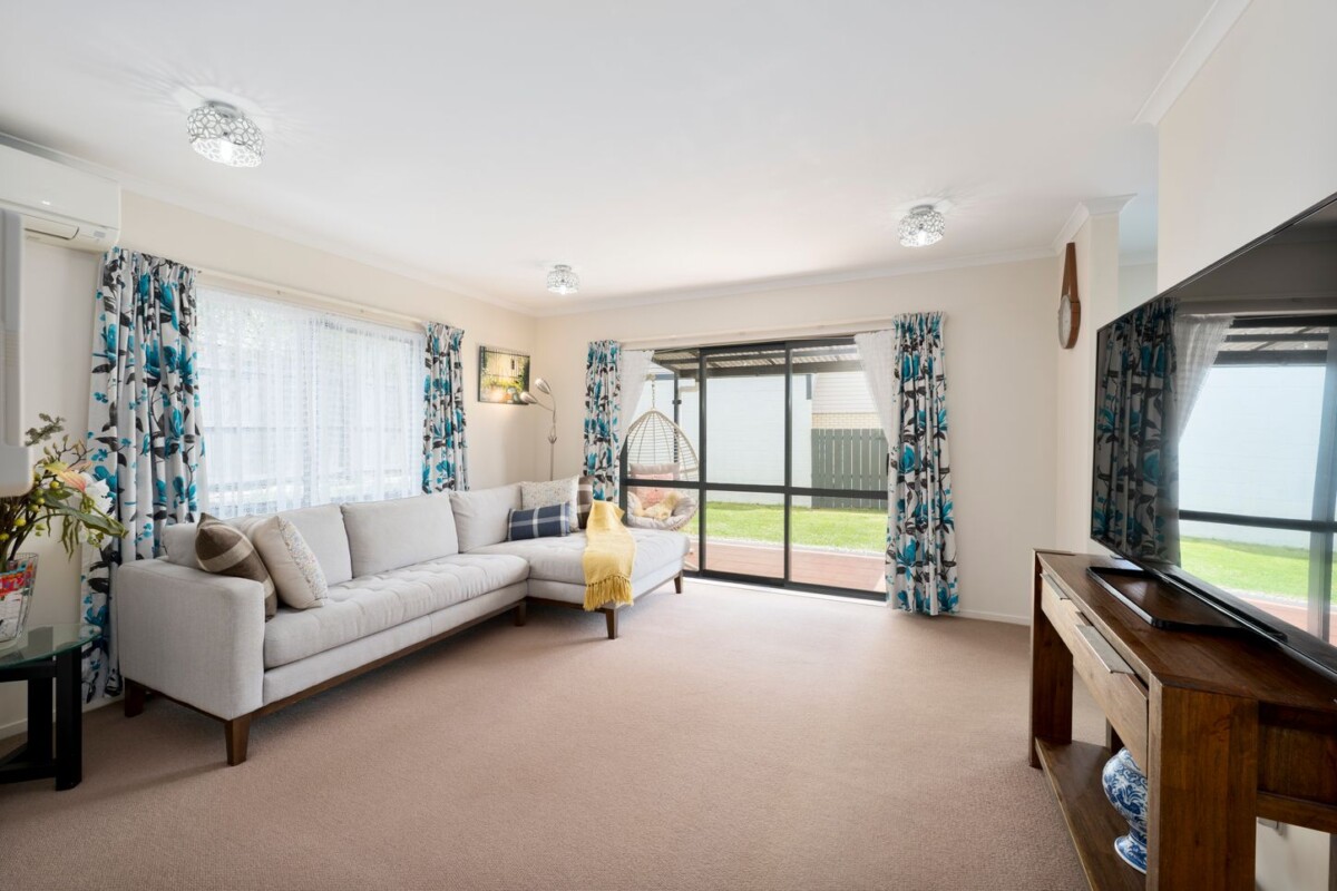 Perfectly positioned in the heart of Glen Eden, 6 Newfound Way, Glen Eden, Auckland
