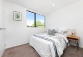 Super Affordable Seaview 3 bedrooms Home, 48B Waddell Avenue, Point England, Auckland