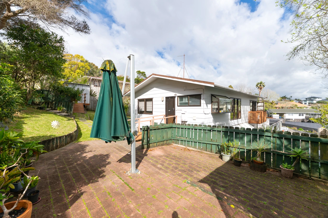 Rangitoto School Zone, 2/3 Leith Way, Rothesay Bay, Auckland