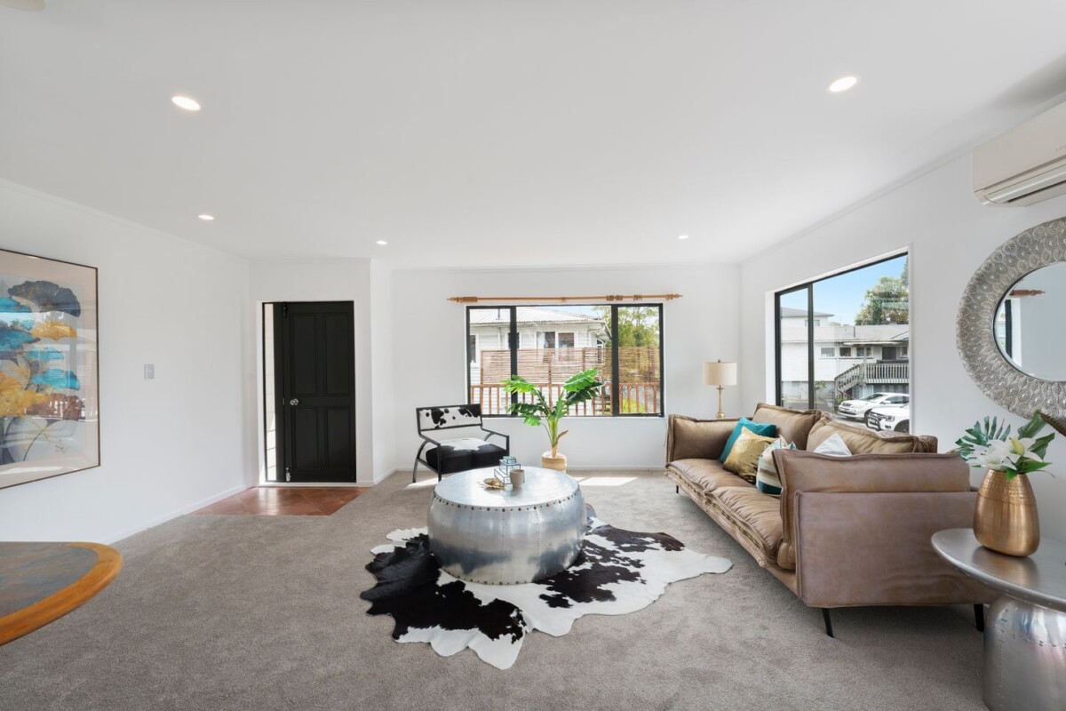 13B Universal Drive, Henderson, Auckland