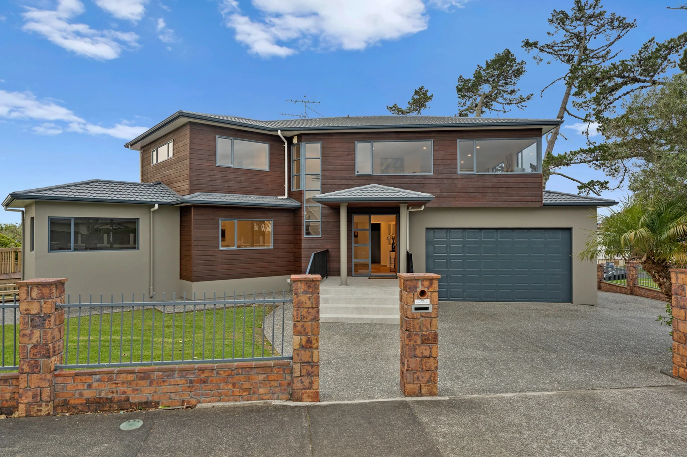 Lifestyle, Location & Views – The Complete Package, 1 Armagh Road, Blockhouse Bay, Auckland