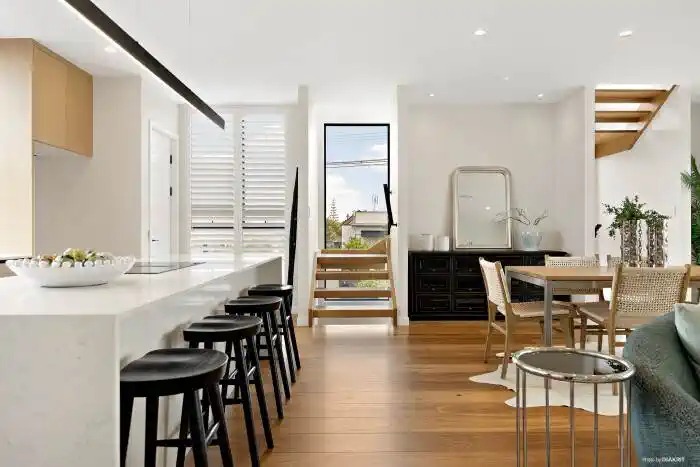 Brandnew 4 bedrooms modern coastal luxury by the Beach, 8B Sayegh Street, St Heliers, Auckland