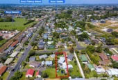 3 bedrooms house on 868m2 land, with RC, BC for 8 3-bedrooms townhouses, ready to build once the EPA extension is issued, 3 Simpson Road, Ranui, Auckland
