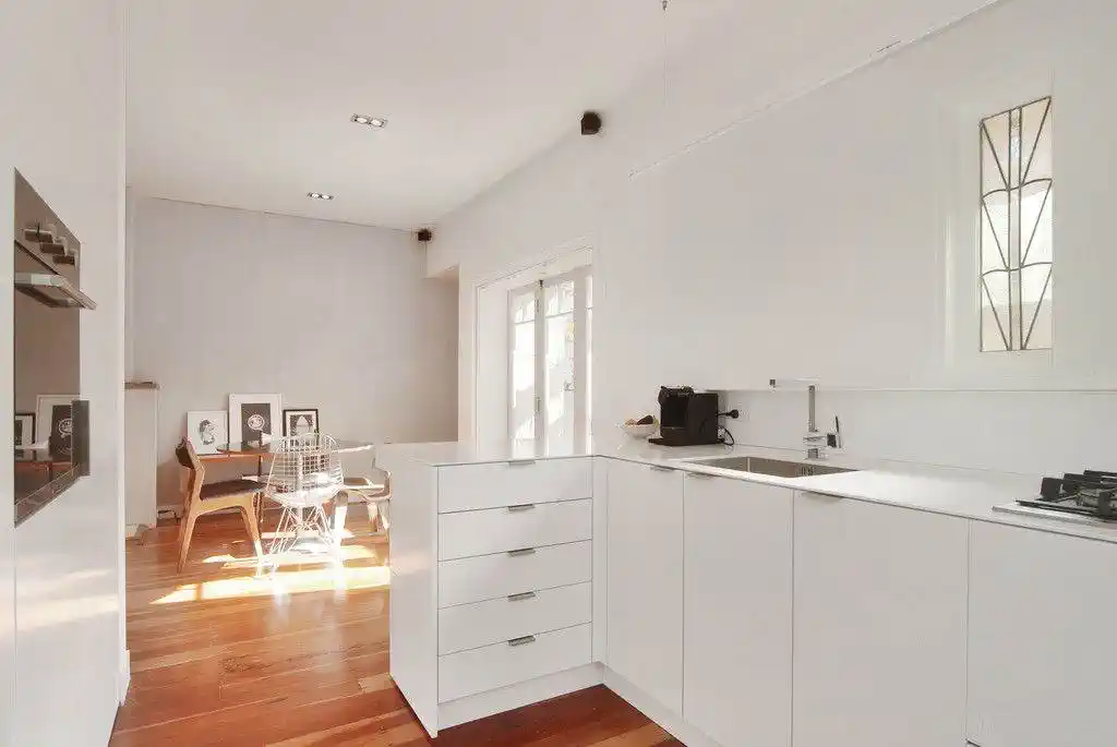 Auckland Grammar and Epsom Girls’ Grammar School zone, 2 bedrooms apartment with carpark, 2/542 Parnell Road, Parnell, Auckland